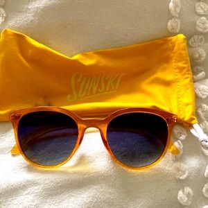 ✨EVERYTHING MUST GO✨ Orange Sunski sunglasses with UV protection and polarized